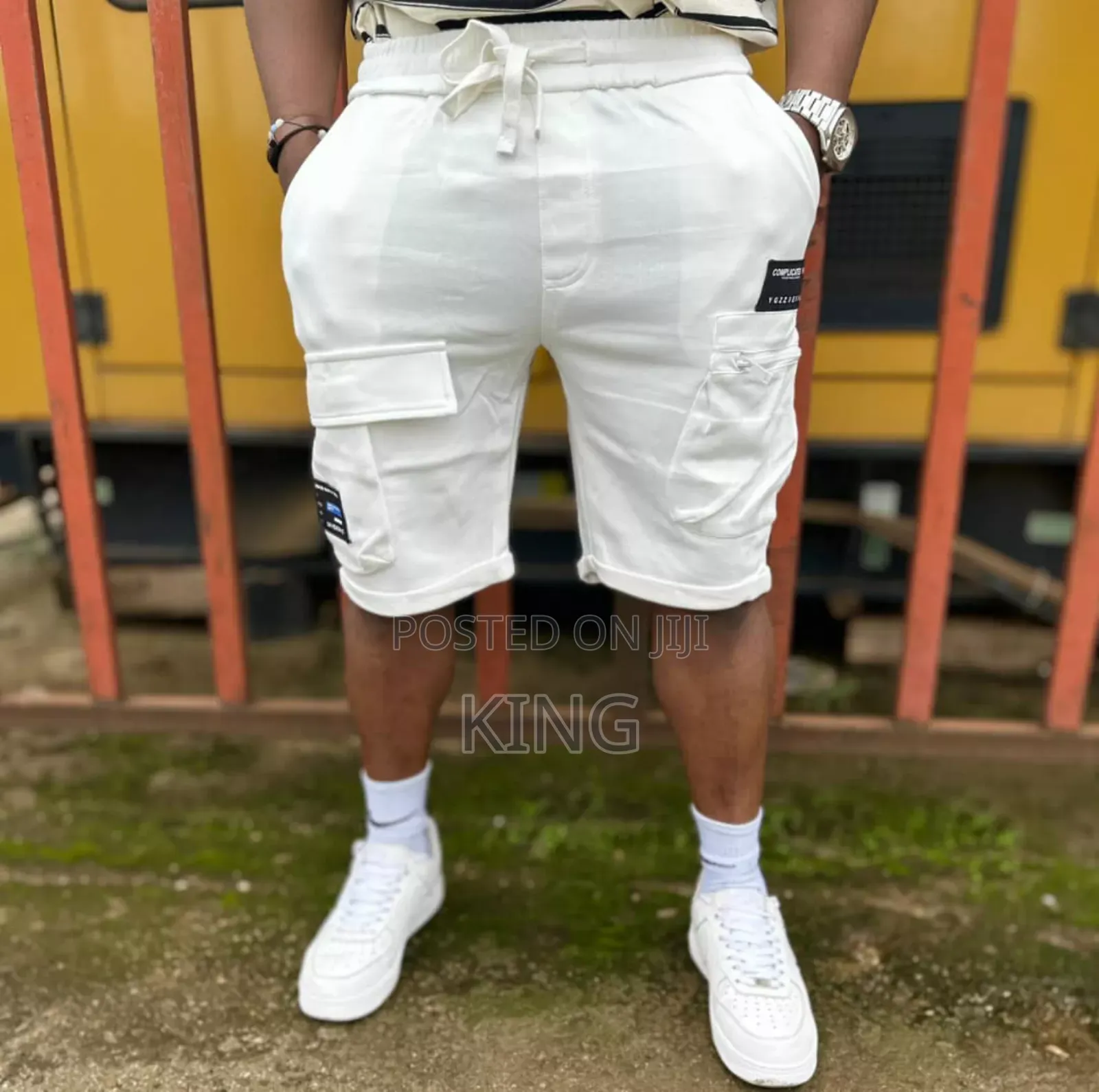 Genial Cargo Shorts