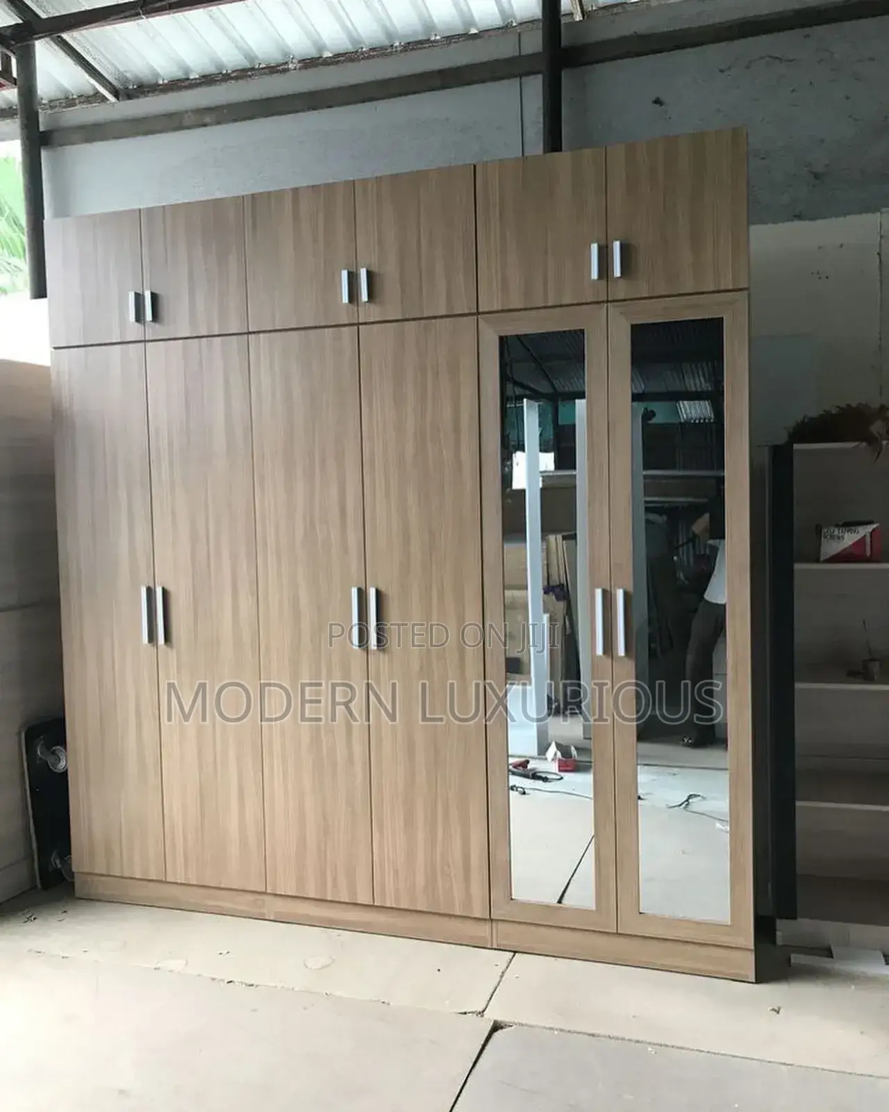 Brown and Quality Furniture Wardrobe Call Me Whatspp Number
