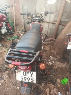 TVS HLX 125 2019 Red