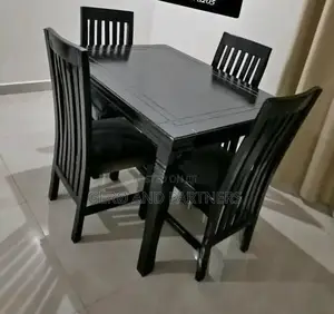 Sure Deal Dining Table