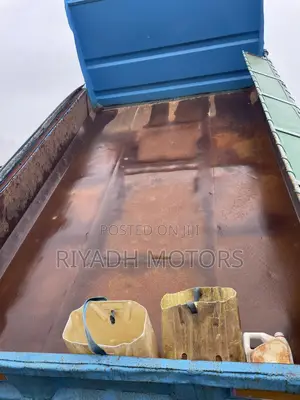 Mitsubishi Fuso Dumper Perfect Tray 1990 Blue