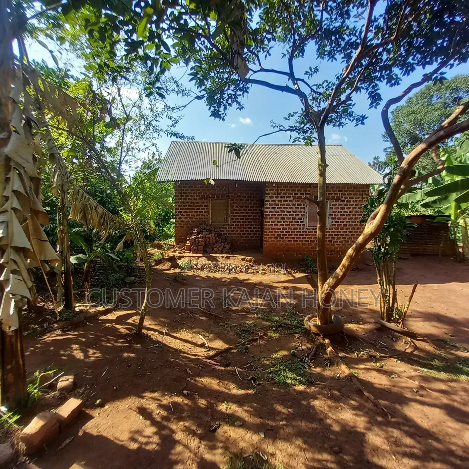 Land in Buikwe Town Council