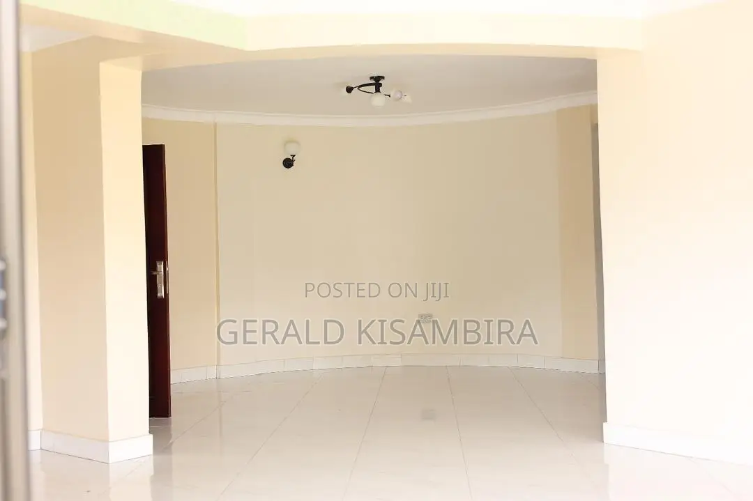 3bdrm Duplex in Ssabagabo-Makindye for rent