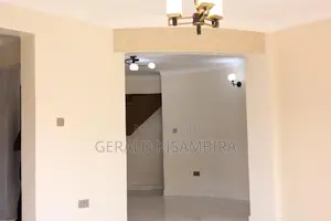 3bdrm Duplex in Ssabagabo-Makindye for rent