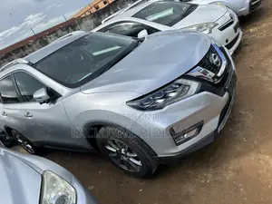 Nissan X-Trail 2.0 Petrol FWD 2018 Silver