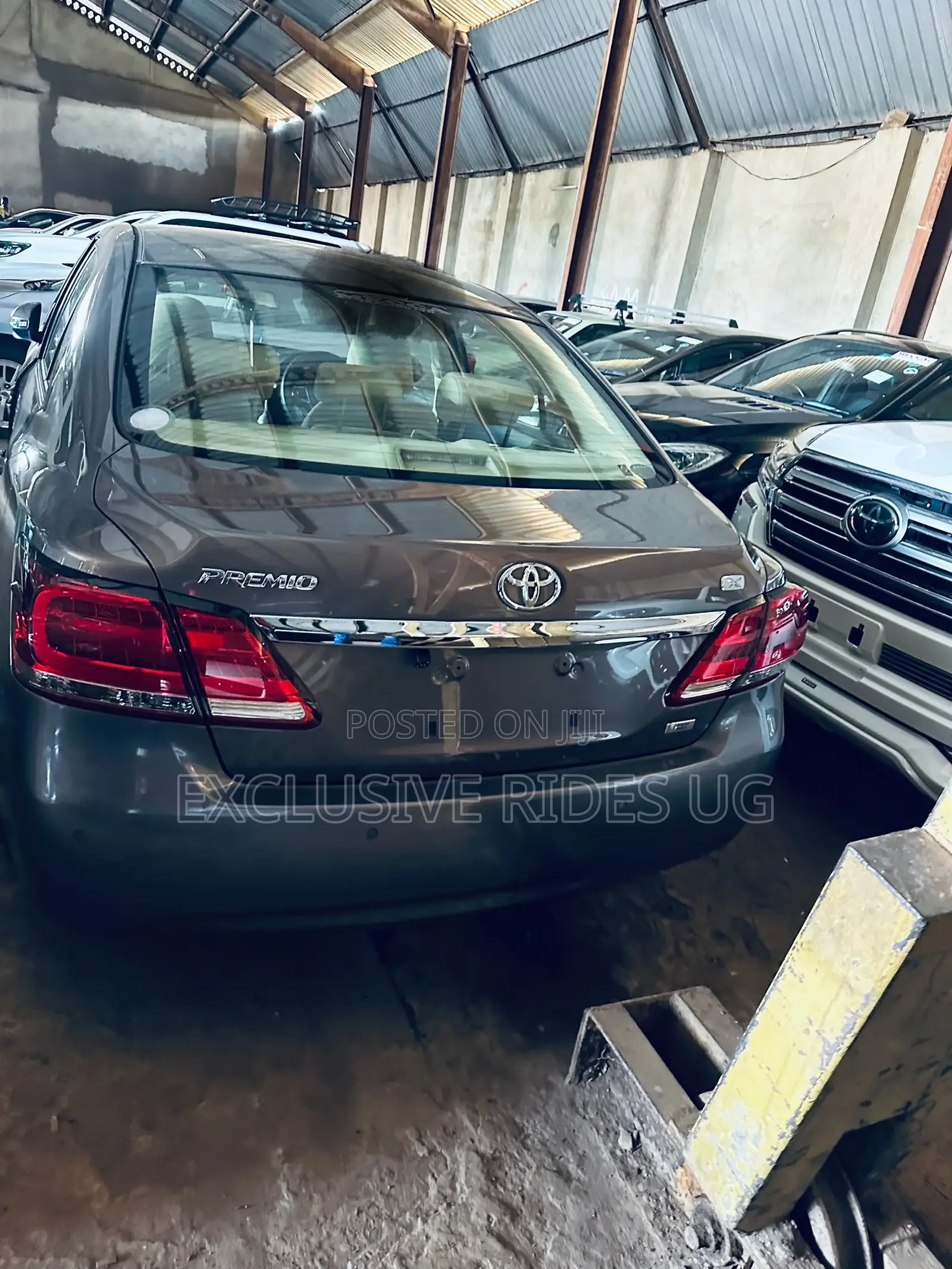 Toyota Premio 1.8 AWD 2017 Gray