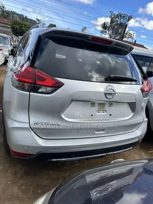 Nissan X-Trail 2.0 Petrol FWD 2018 Silver