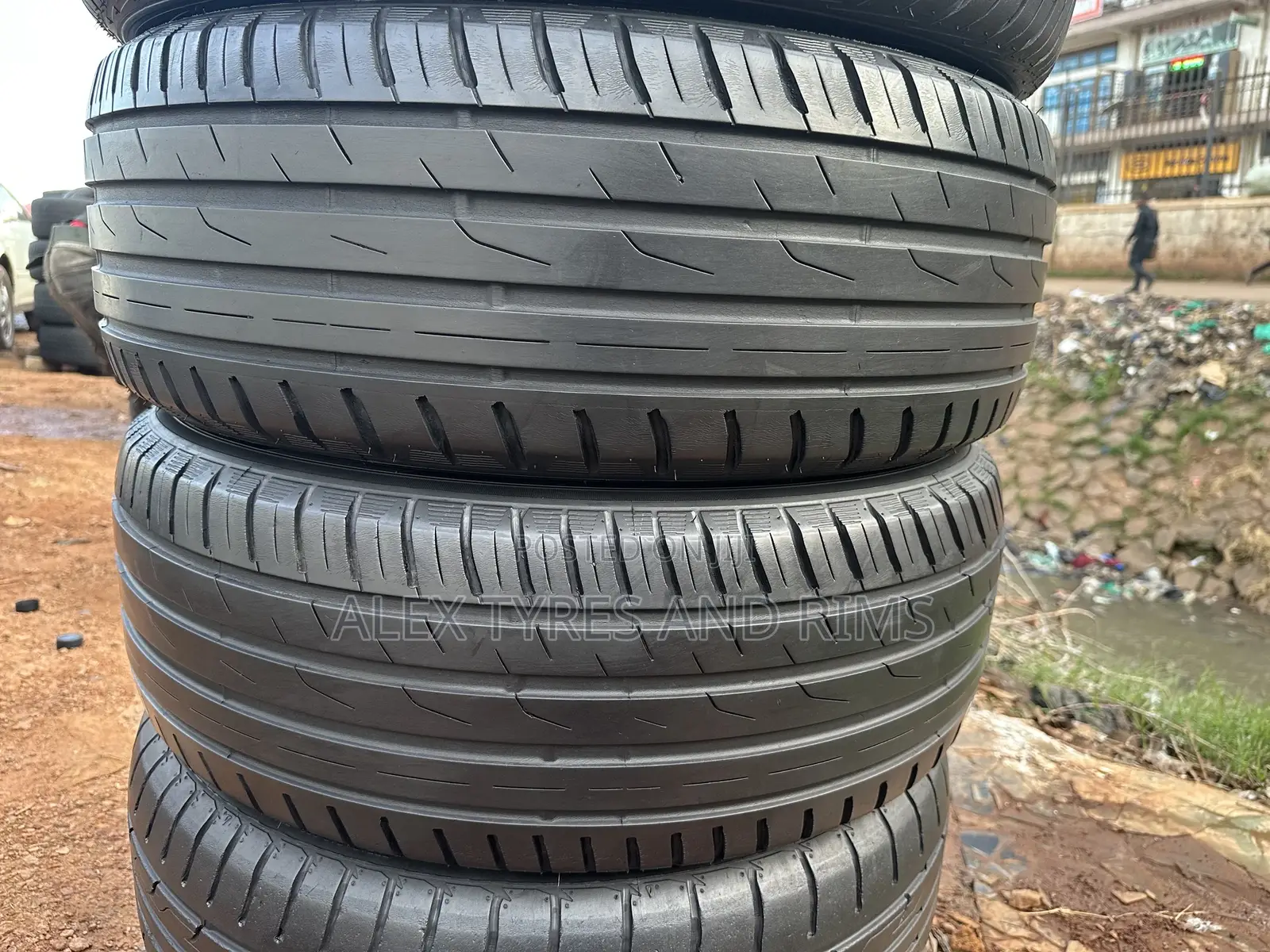 225/60r17 Toyo Japan Tyres