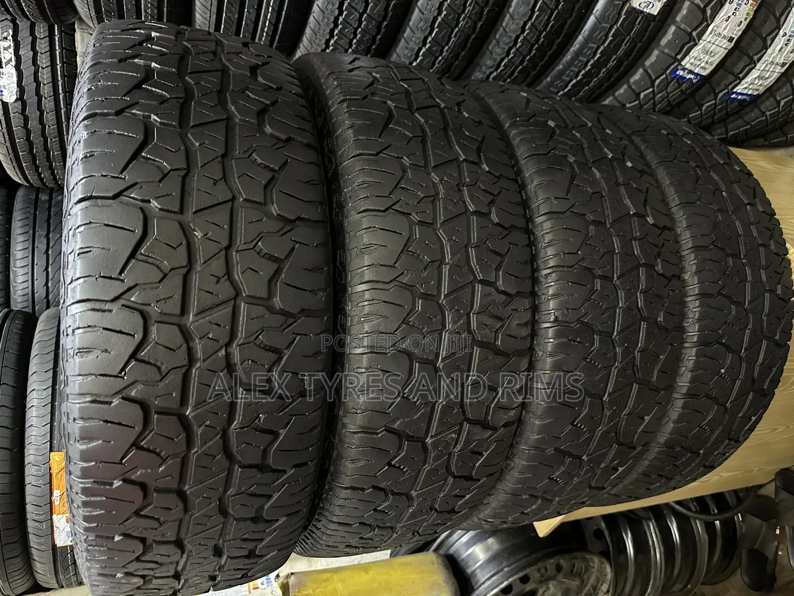 215/60r17 Good Tyres