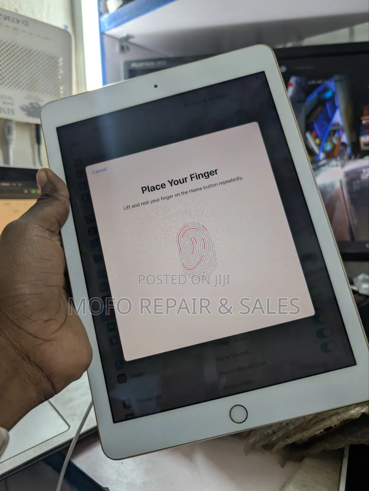 Apple iPad 9.7 32 GB White