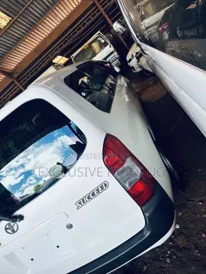 Toyota Succeed SV Premium 2016 White
