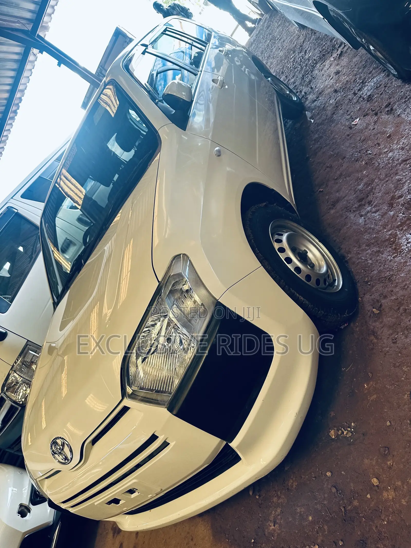Toyota Succeed SV Premium 2016 White