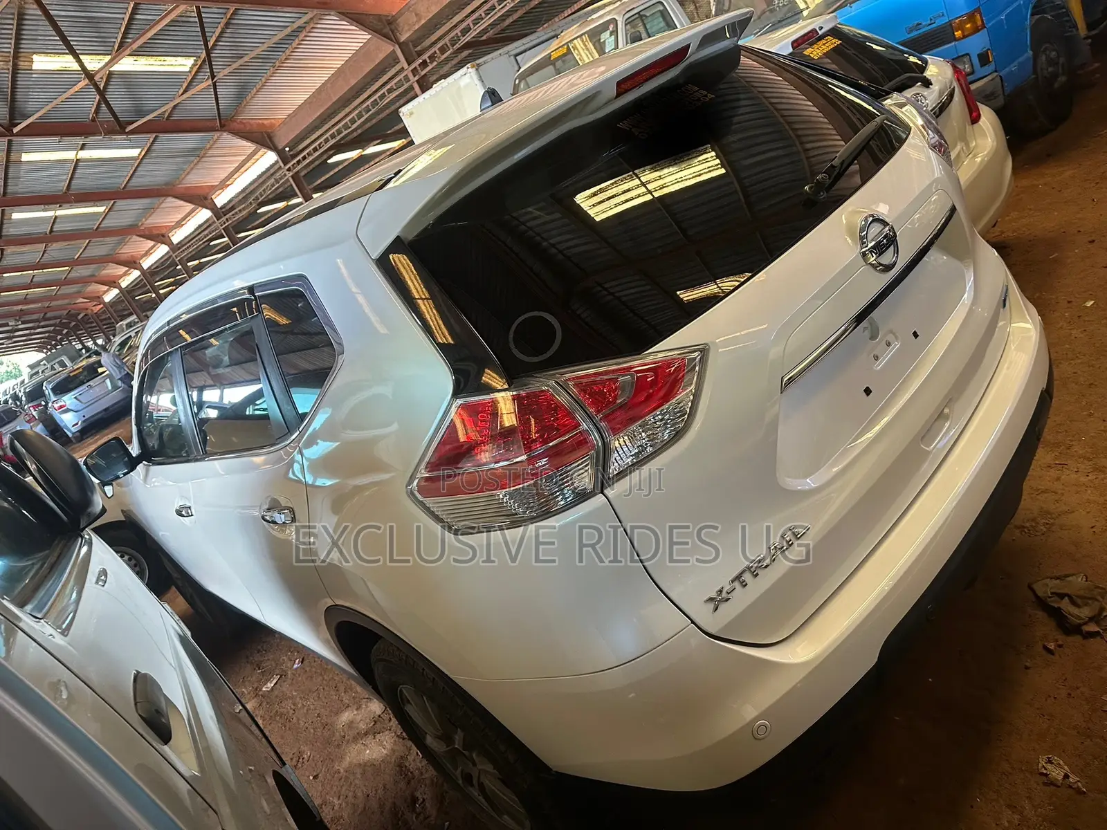 Nissan X-Trail 2.0 Petrol FWD 2016 White