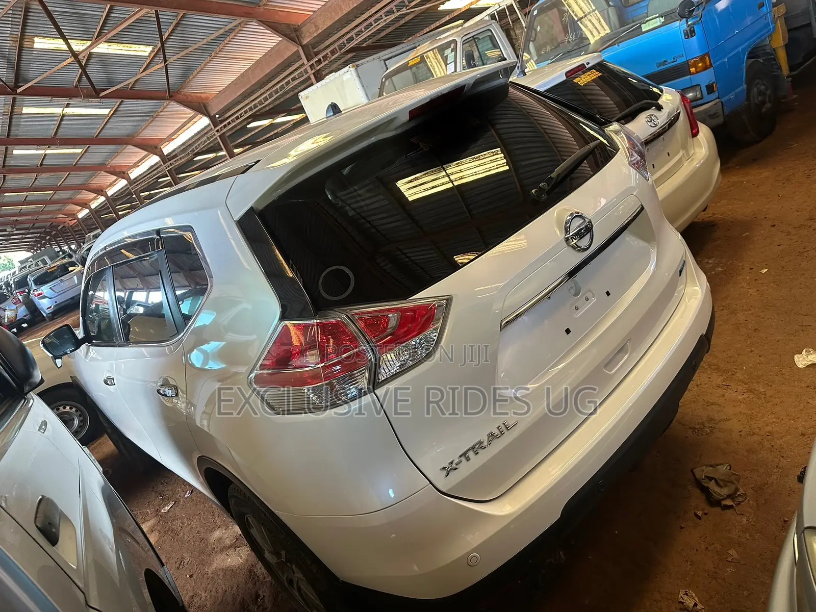 Nissan X-Trail 2.0 Petrol FWD 2016 White