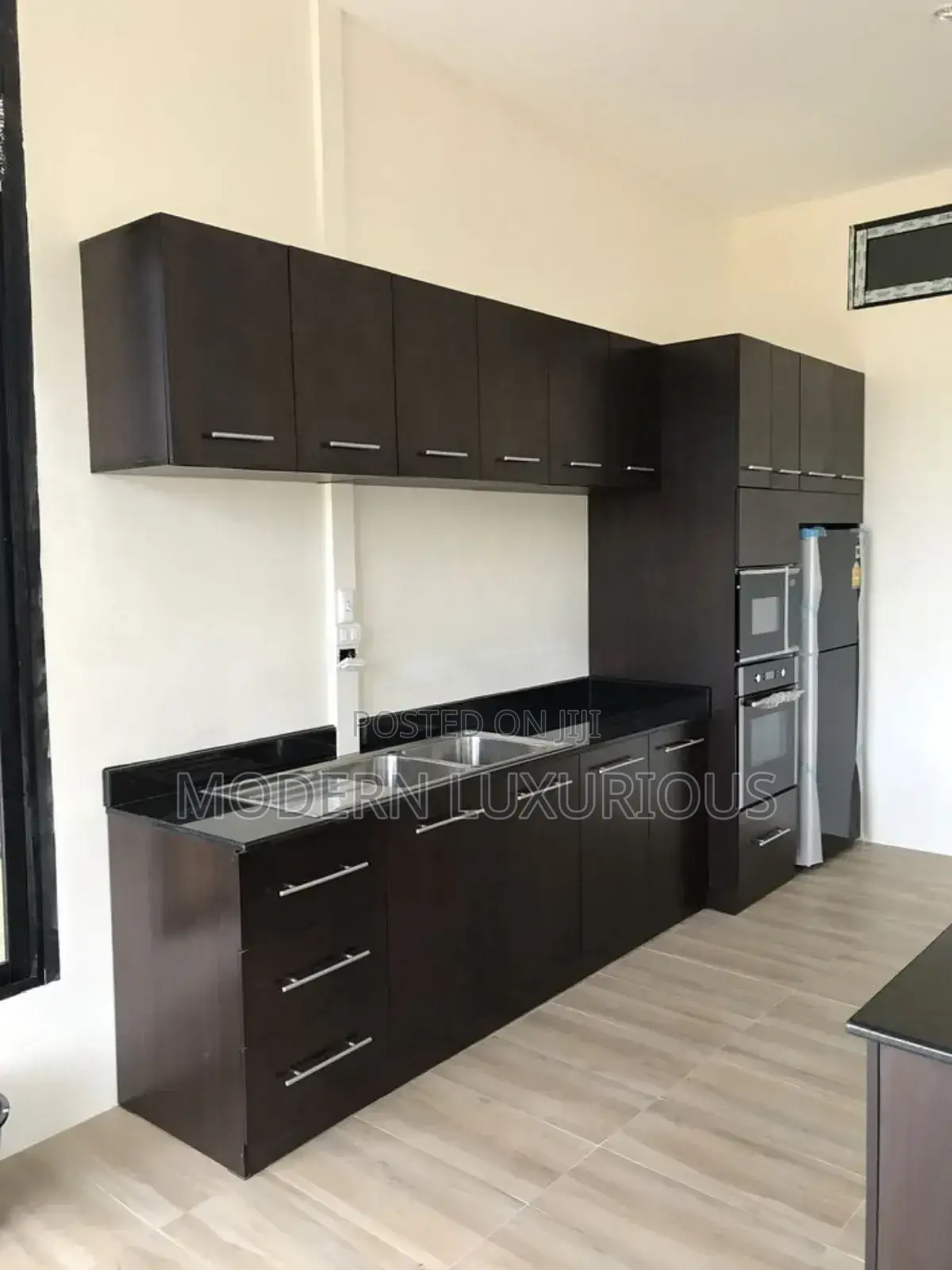 Unatafuta Kitchen Cabinets Zenye Muonekano Kitchen Cabinets