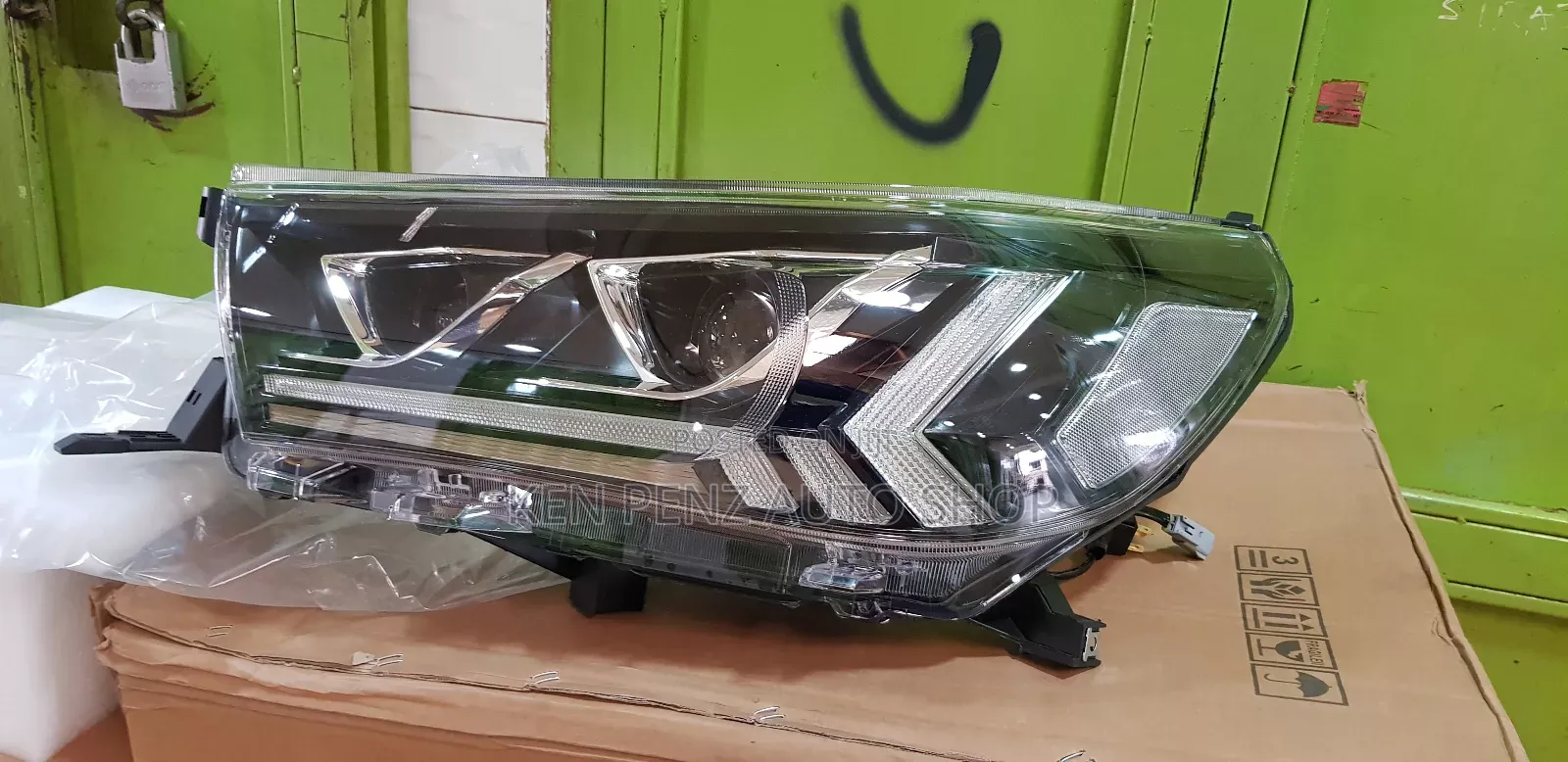 Headlamps for Hillux Revo 2021 / Rocco ( Led)