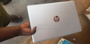 Laptop HP EliteBook 820 G3 8GB Intel Core I3 HDD+SSD 500GB