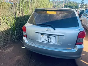 Toyota Corolla Fielder 1.5 Petrol FWD 2011 Silver