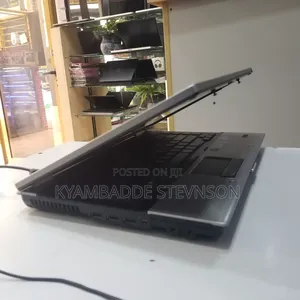 Laptop HP EliteBook 8440P 8GB Intel Core I7 HDD 500GB