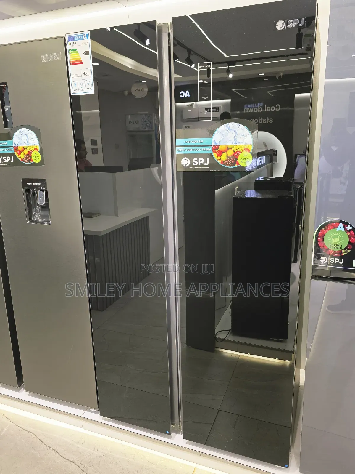 719ltrs Black Mirror Finish SPJ Side by Side Refrigerator