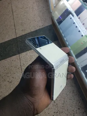 Samsung Galaxy Z Flip 3 128 GB White