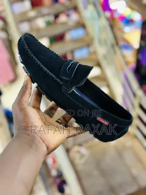 Men’S Classic Black Casual Suede Clarks Moccasins