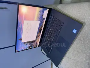 New Laptop Dell XPS 15 9570 16GB Intel Core I7 SSD 512GB