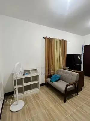 Multiuse Shelf / Bookcase/ Bookshelf / Storage