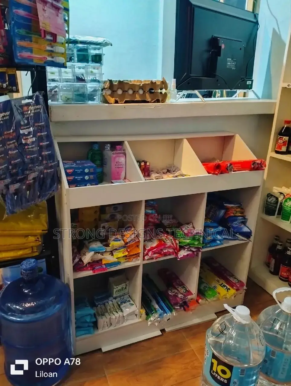 Multiuse Shelf / Bookcase/ Bookshelf / Storage