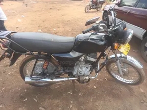 Bajaj Boxer 100 2022 Black