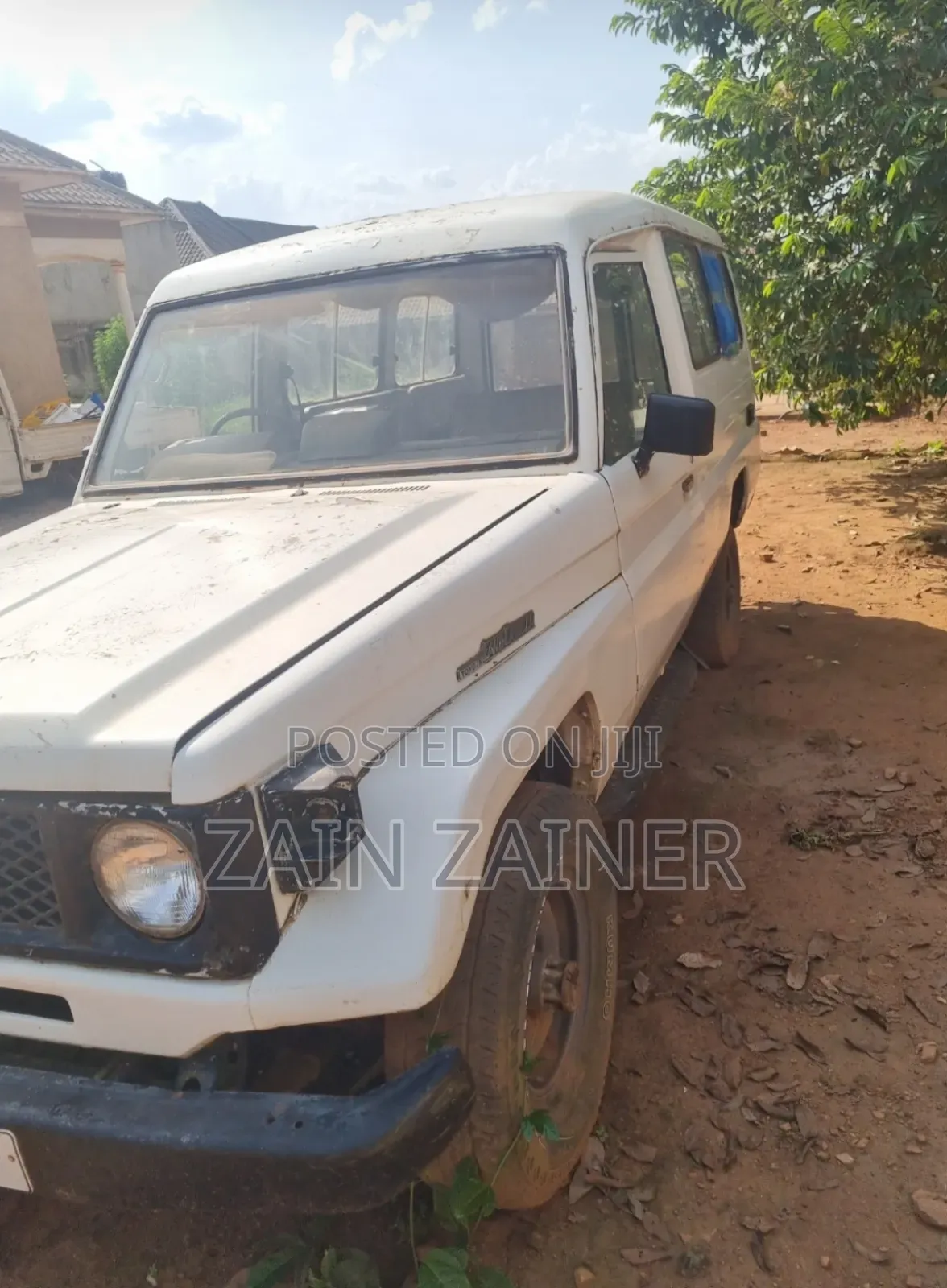 Toyota Land Cruiser 70 1989 White