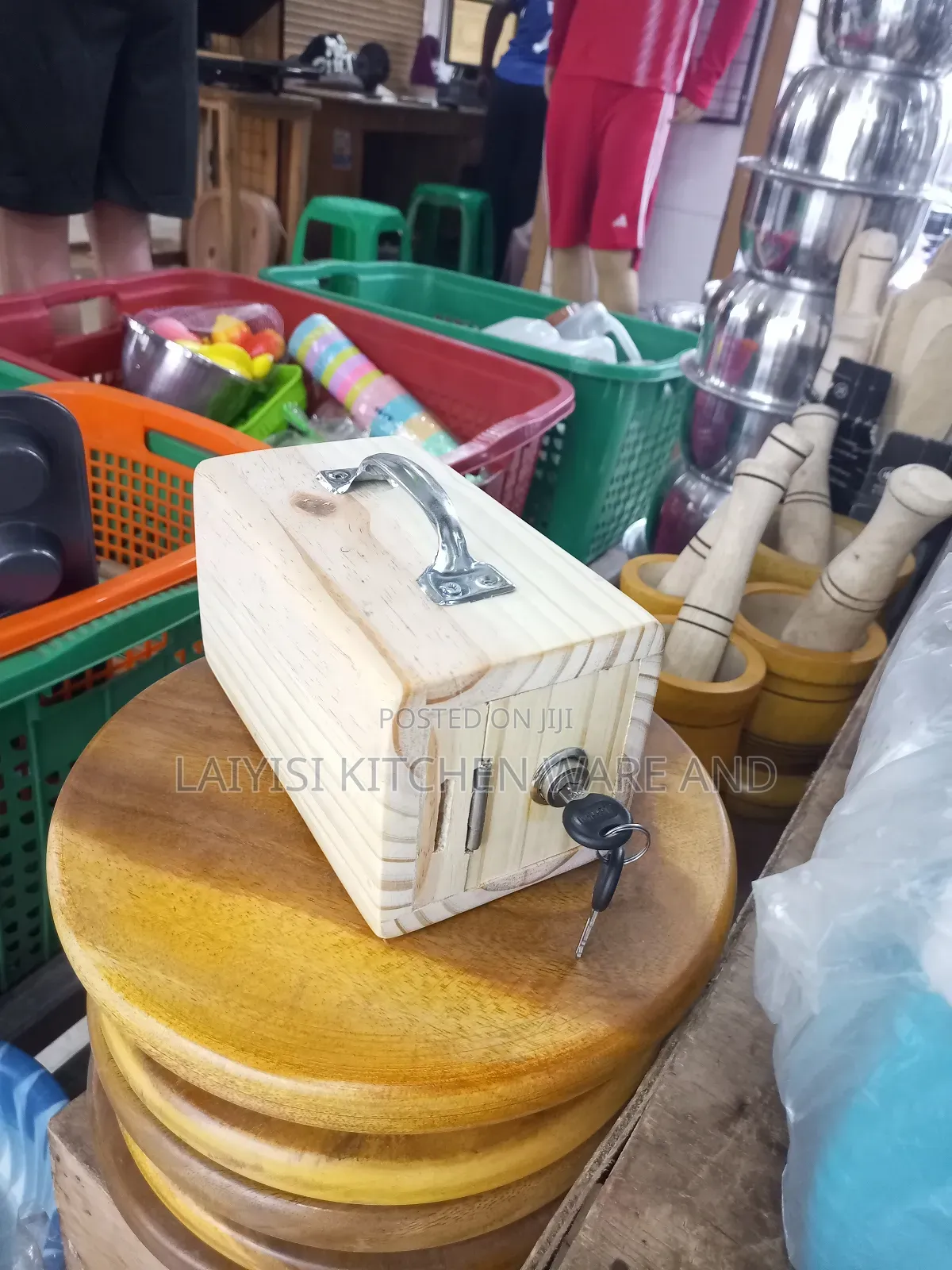 Wooden Money Saving Box With Key Lock – Coin Cash Storage