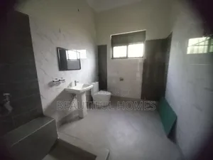 Furnished 4bdrm House in Kira for sale