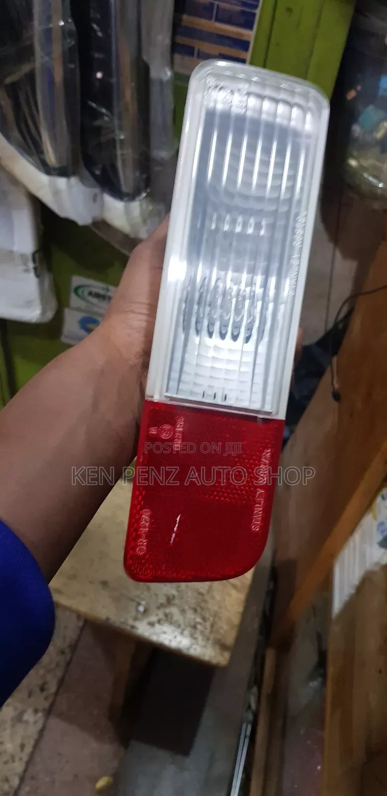 Raer Bumper Reflectors for Mitsubishi Pajero Ordinary