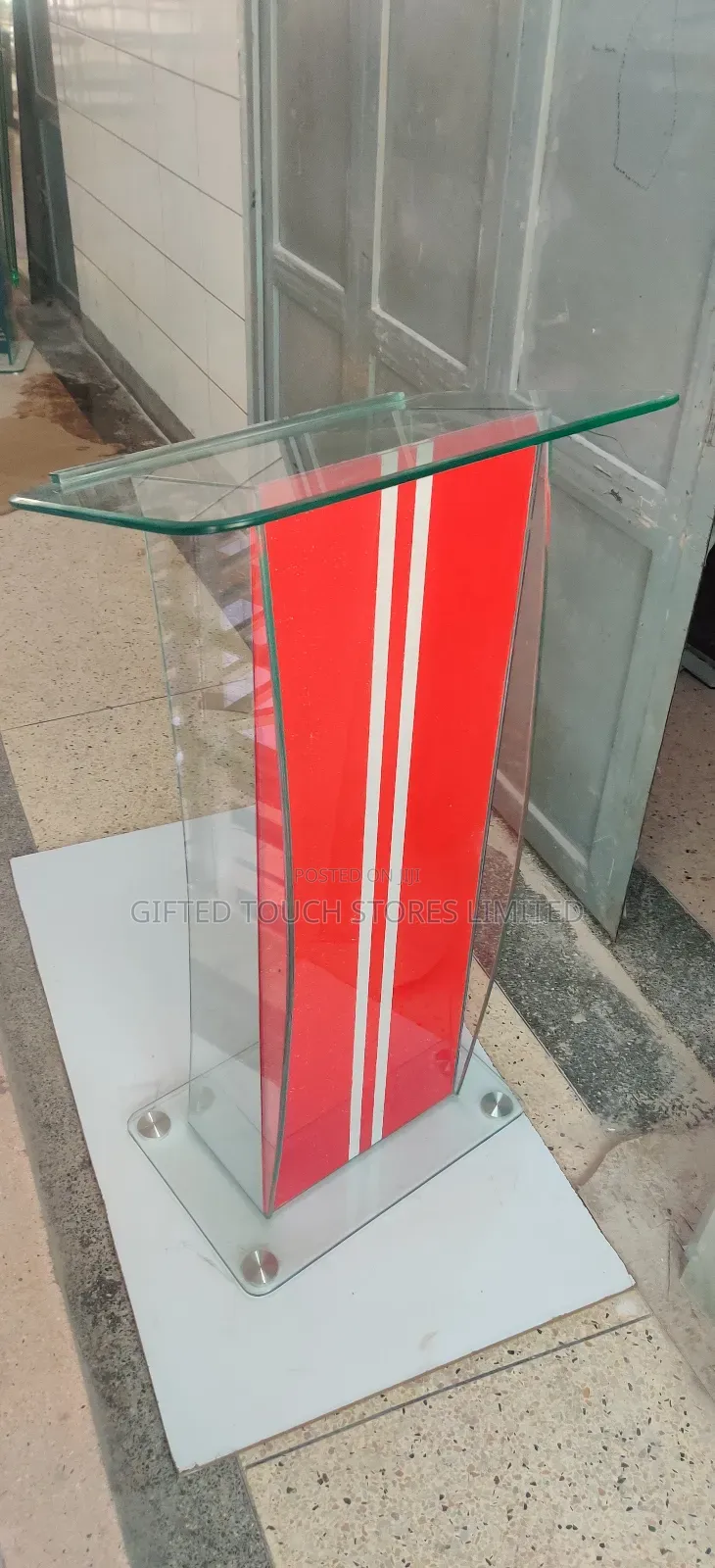 Transparent Pulpit