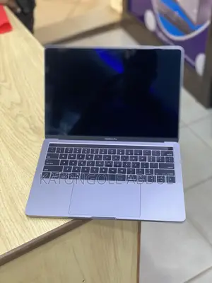 New Laptop Apple MacBook 16GB Intel Core I7 SSD 512GB