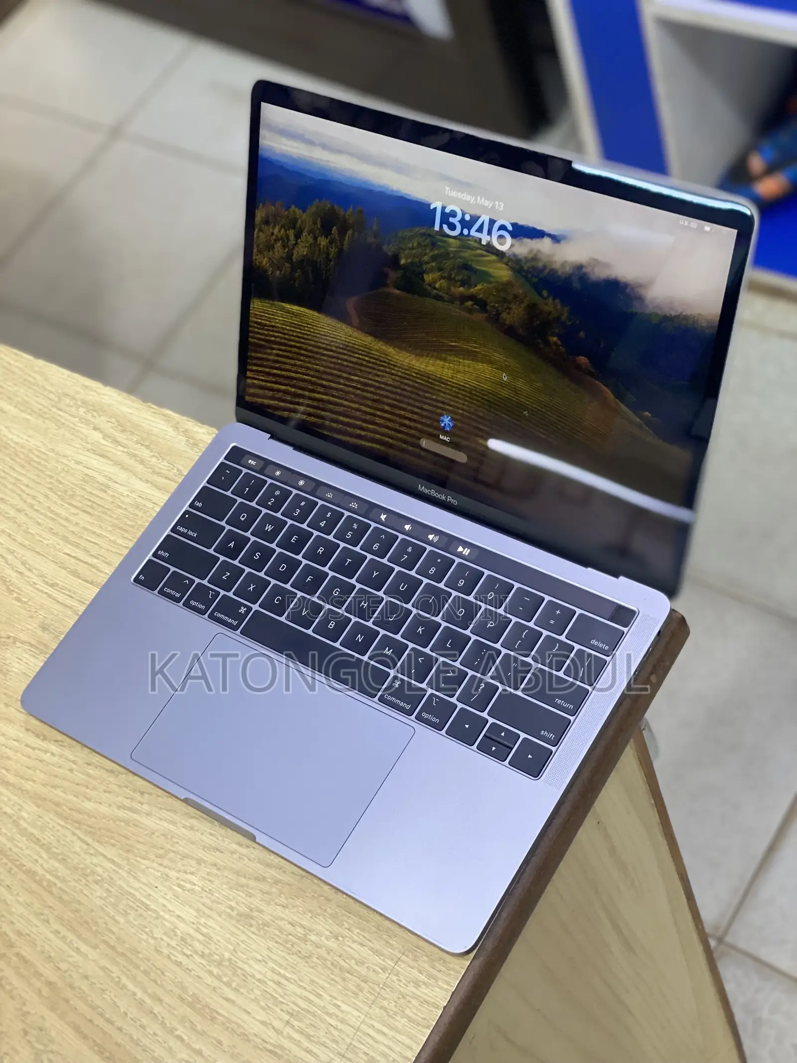 New Laptop Apple MacBook 16GB Intel Core I7 SSD 512GB