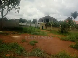 Plot 100ftx100ft (25decimals)