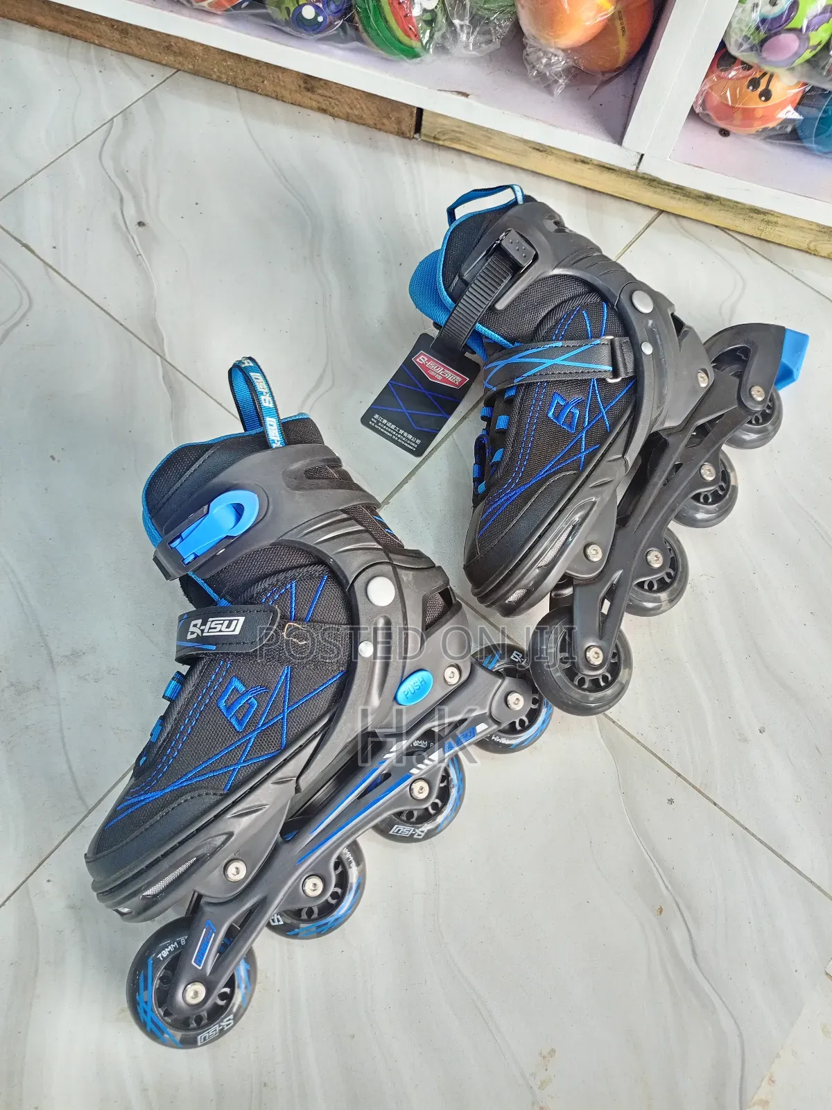 Gomaa Roller Skates