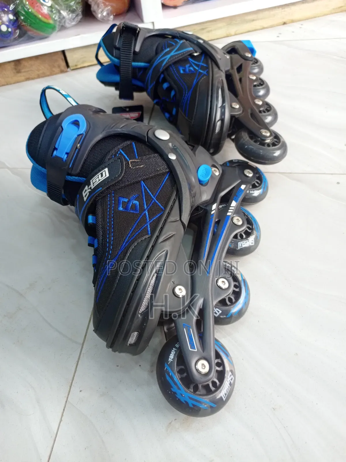 Gomaa Roller Skates