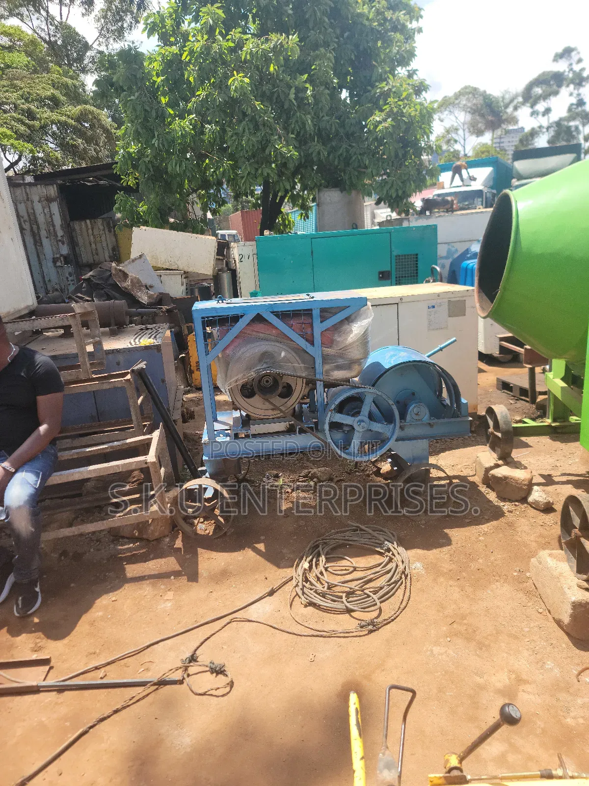 Hoist Machine Concrete Crane for Rent