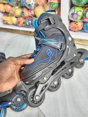 Gomaa Roller Skates