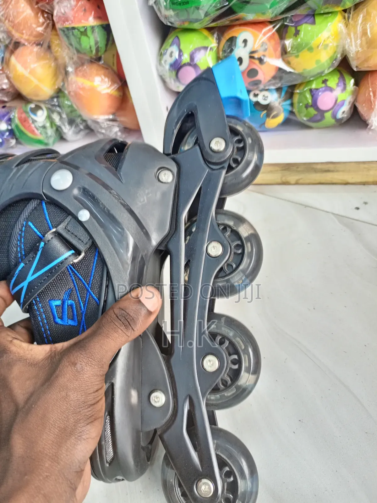 Gomaa Roller Skates