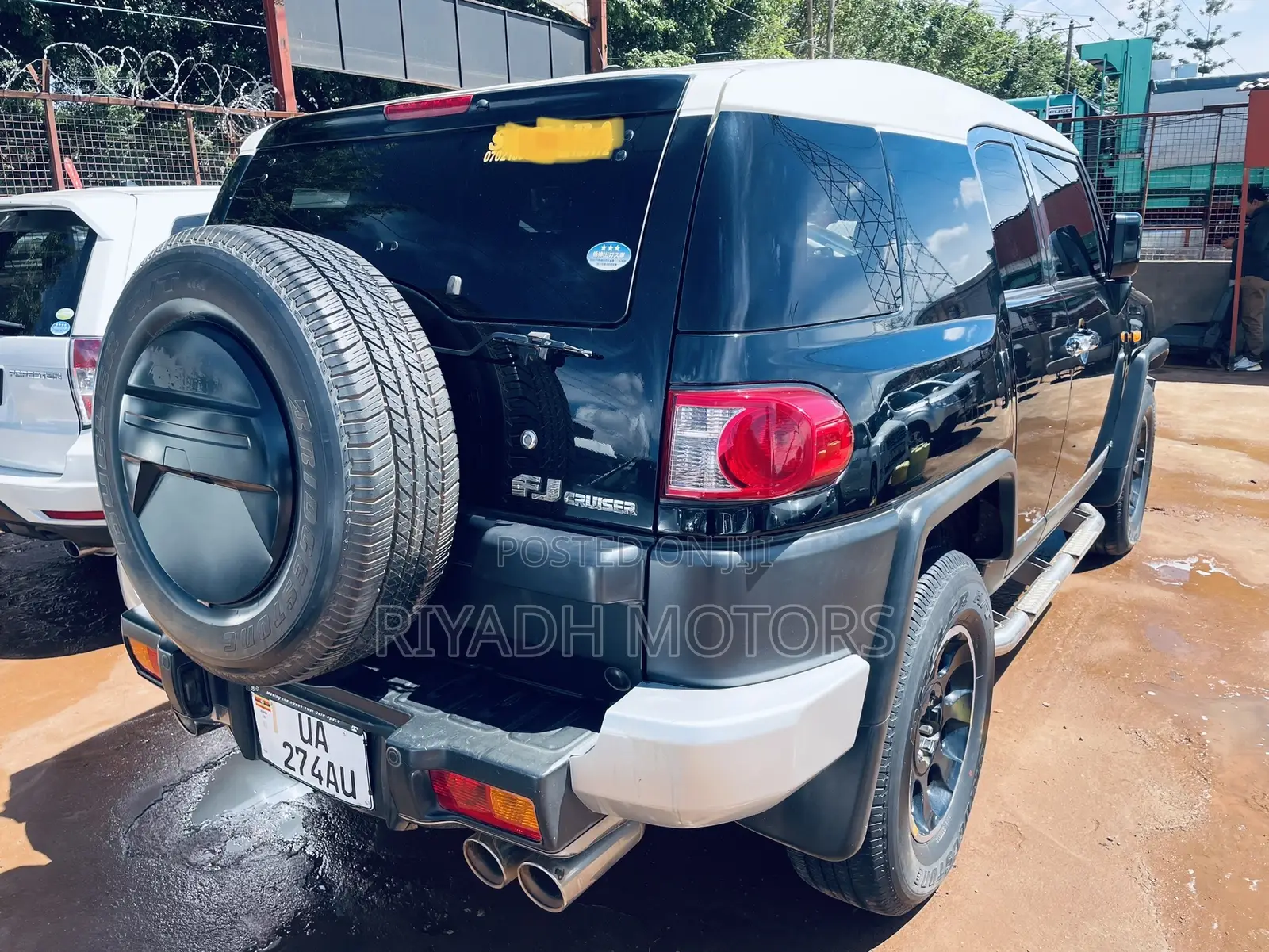 Toyota FJ Cruiser 2010 Black