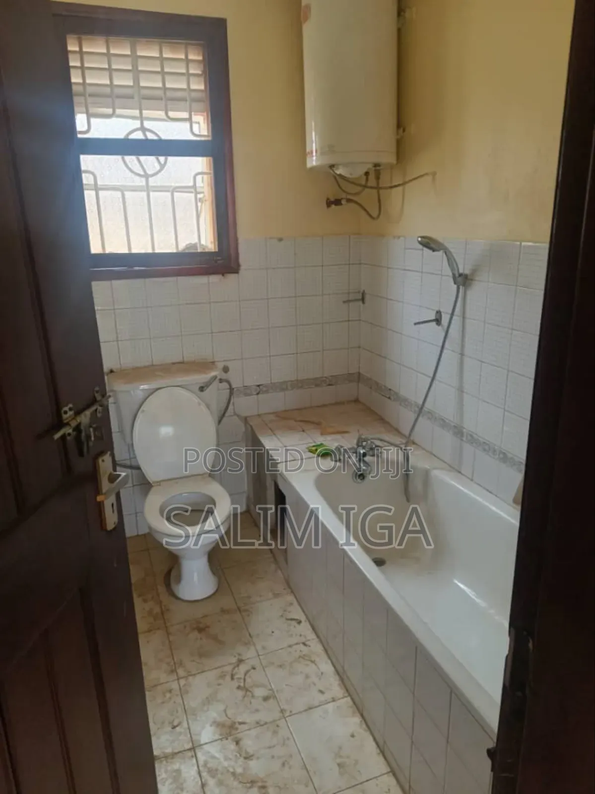 5bdrm Duplex in Kololo Property, Central Division for rent
