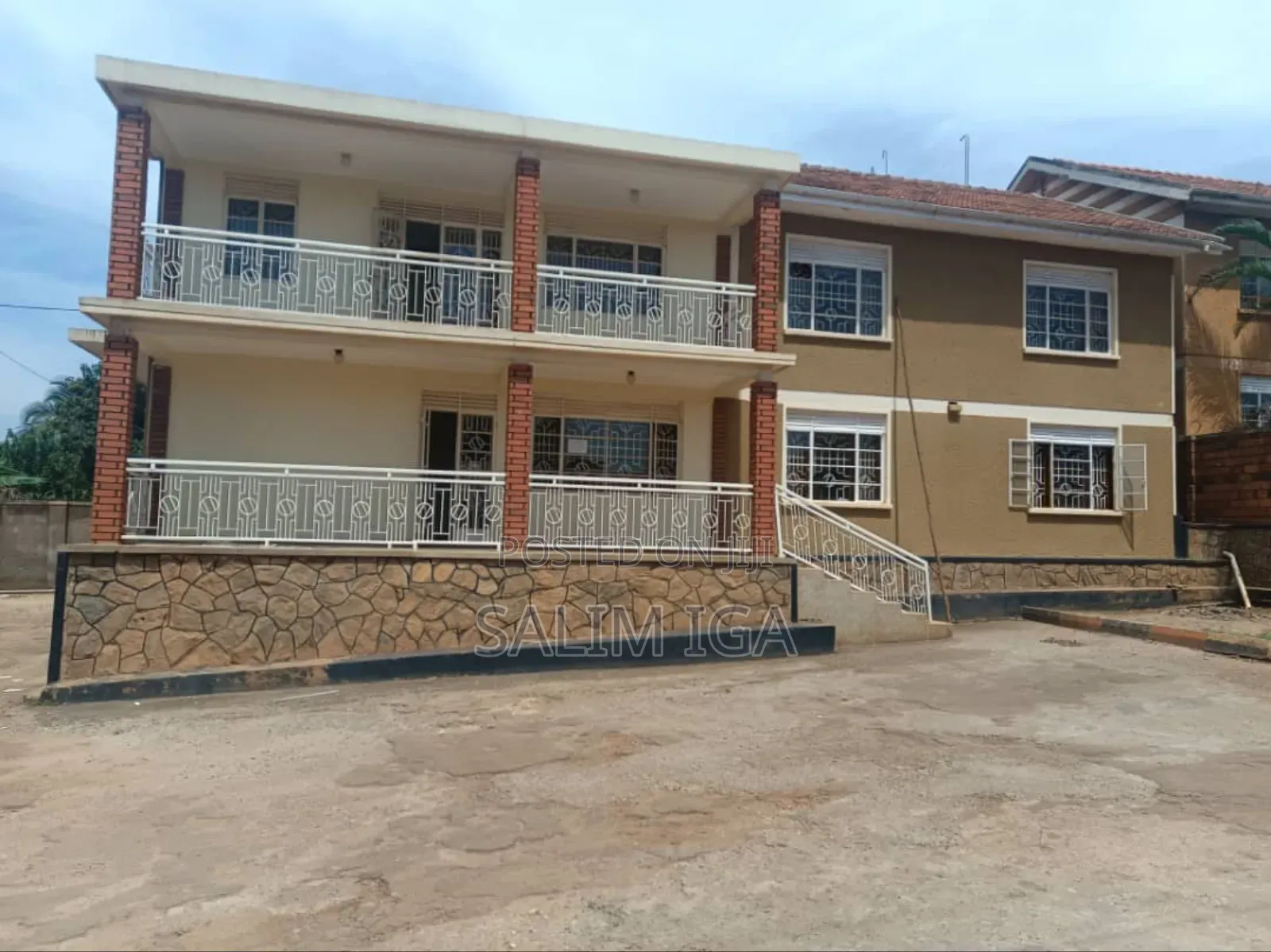 5bdrm Duplex in Kololo Property, Central Division for rent