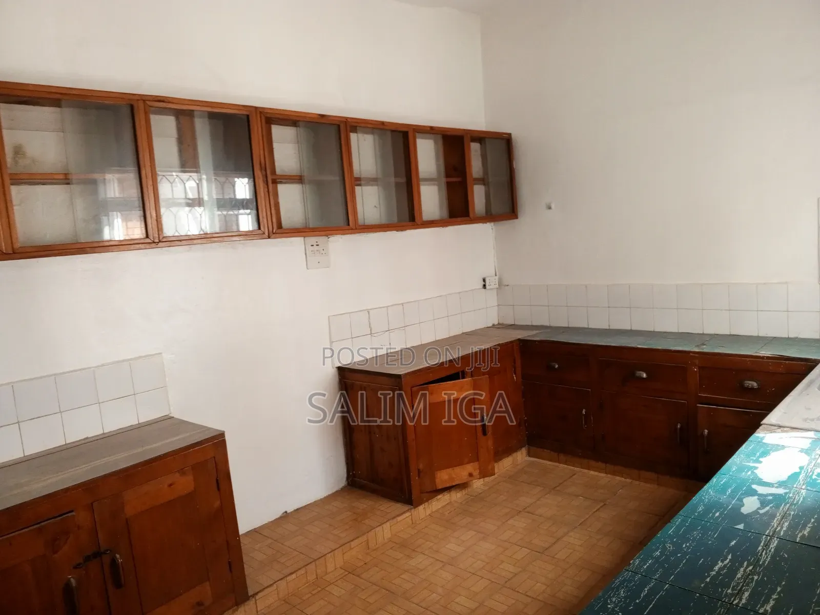 5bdrm Duplex in Kololo Property, Central Division for rent