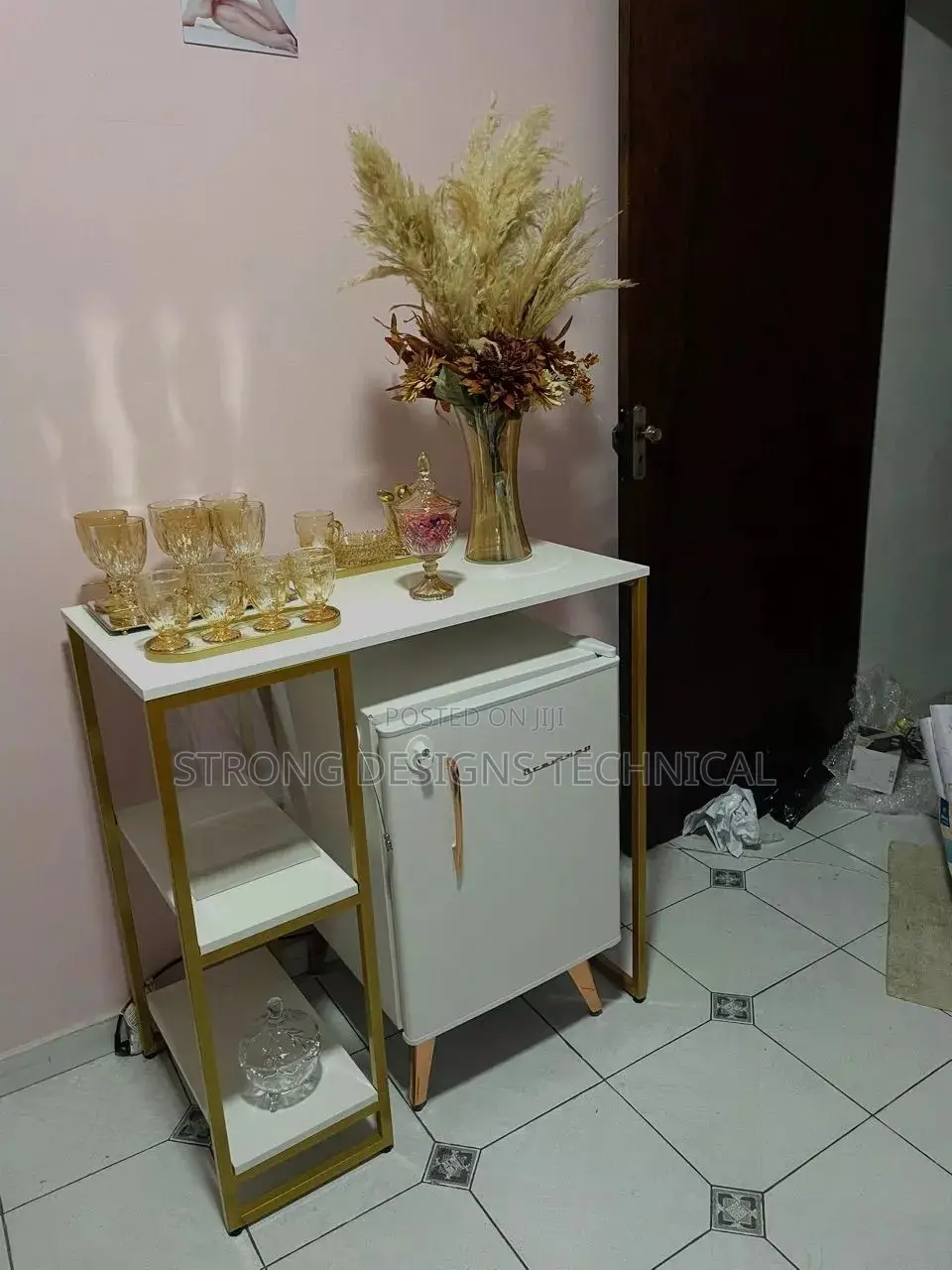 Counter Top Table/ Small Table