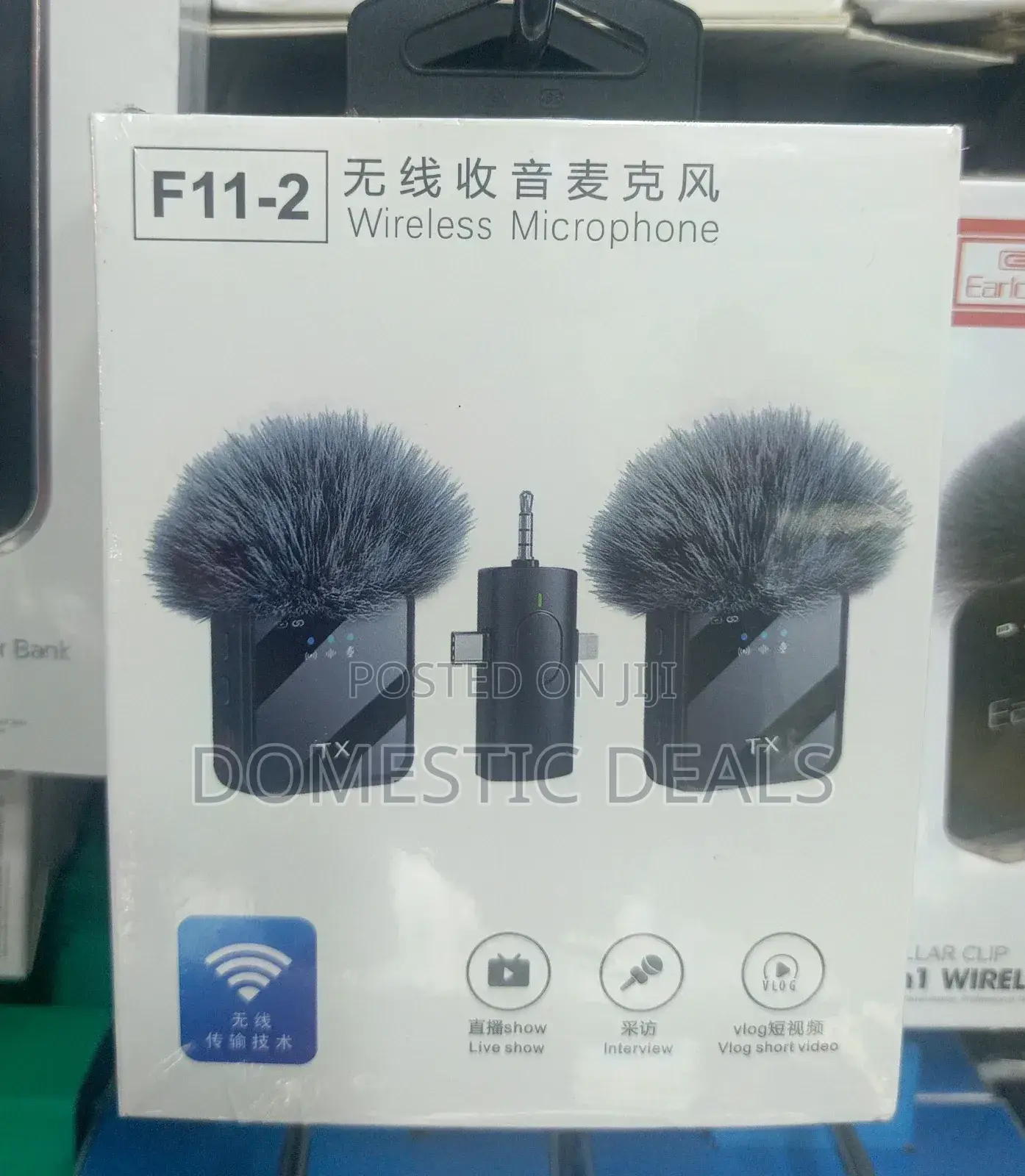 F11-2 Wireless Clip -on Microphone With Instant Pairing