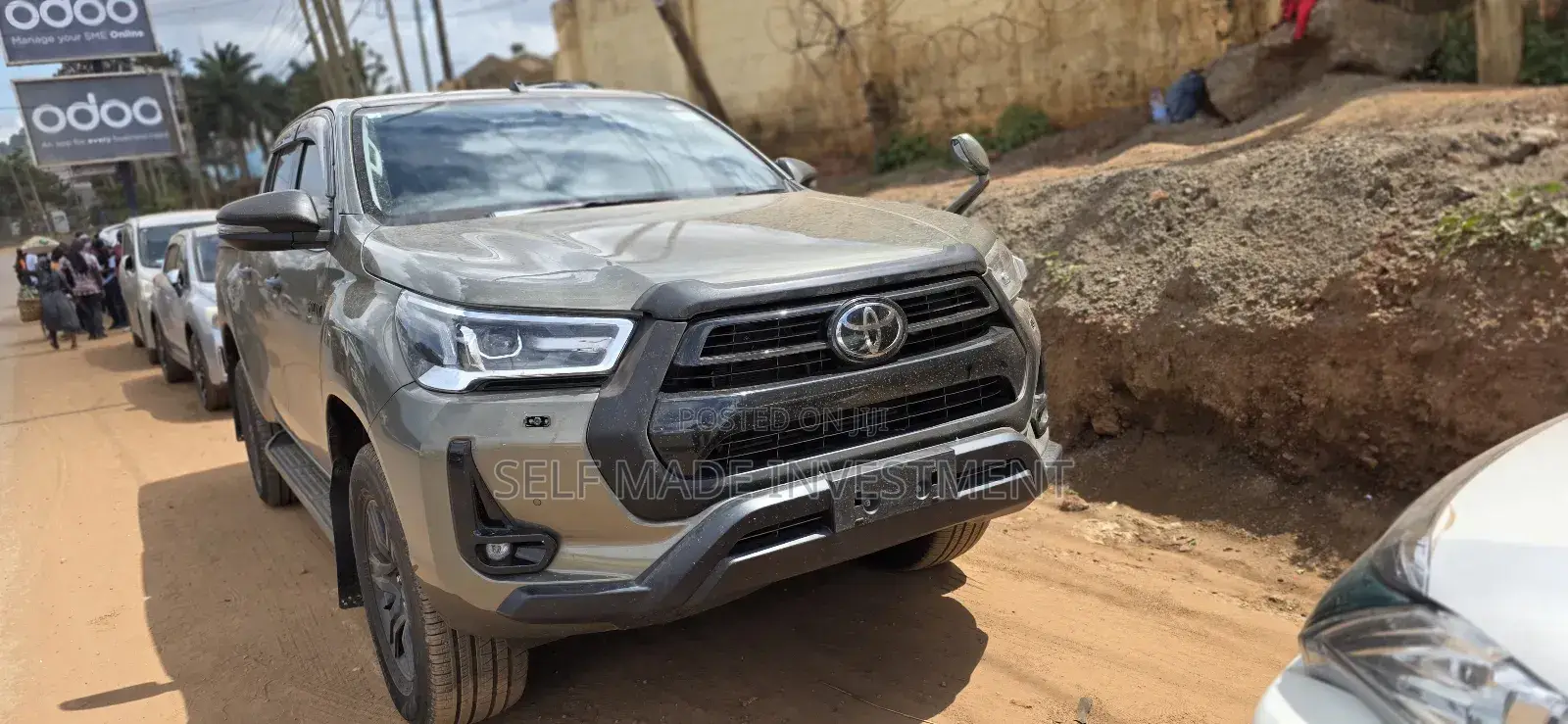 Toyota Hilux 2022 Green